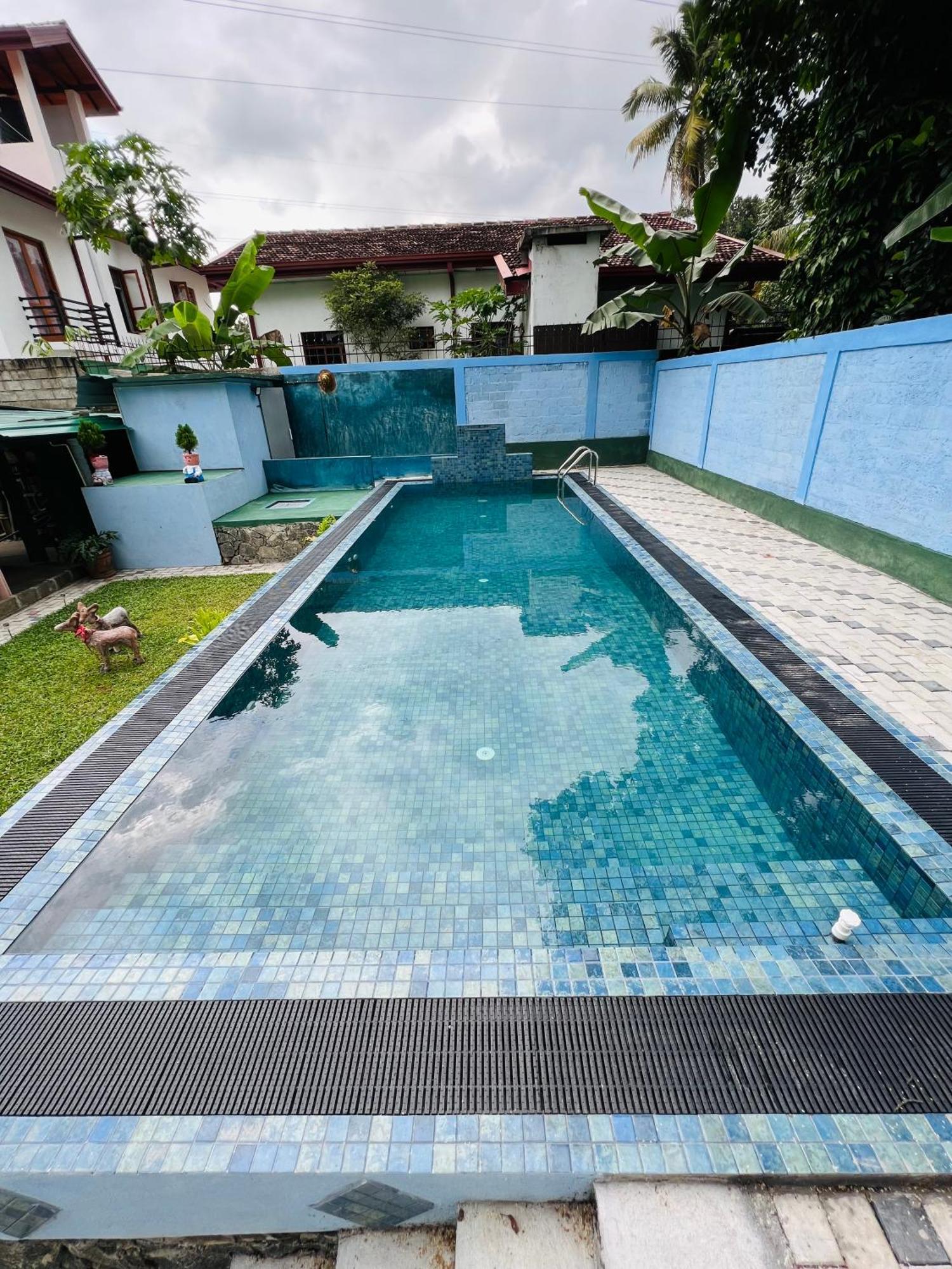 Villa Eco Green Airport Katunayaka Bagian luar foto