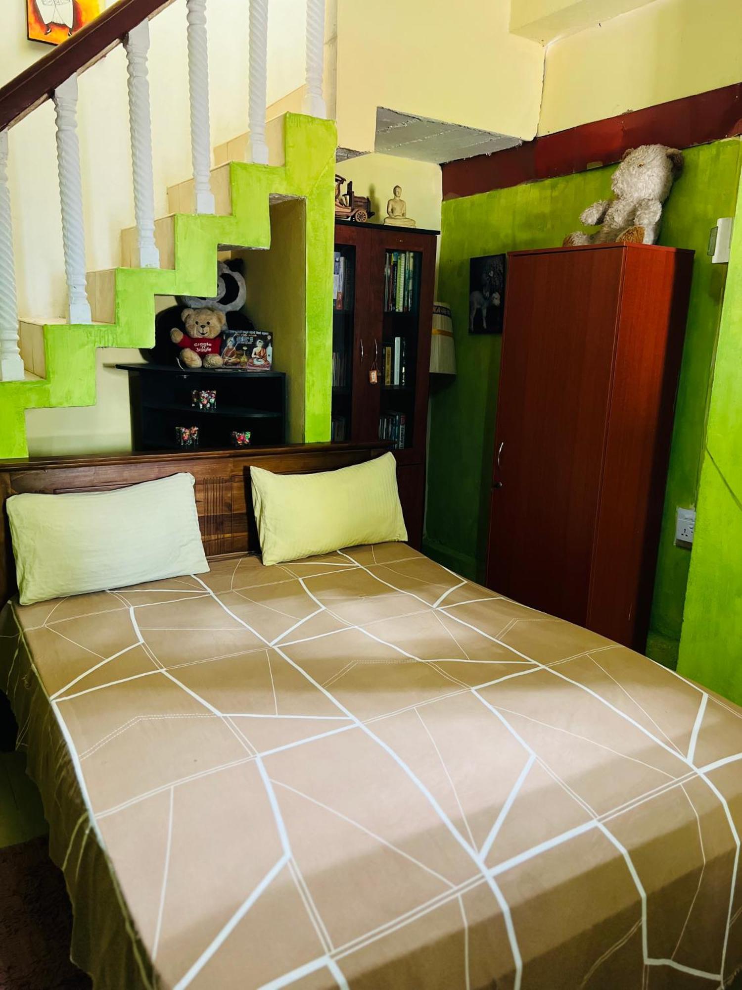Villa Eco Green Airport Katunayaka Bagian luar foto