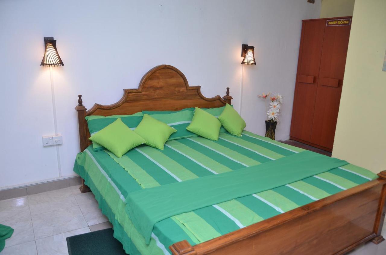 Villa Eco Green Airport Katunayaka Bagian luar foto